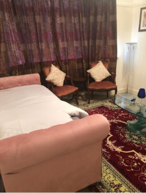 Delux single room only for female